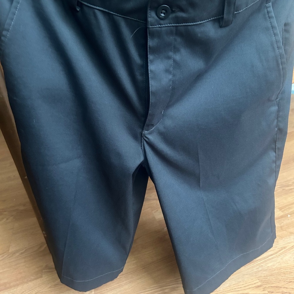 Men’s Nike golf dry fit short
